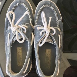 Youth sperry top slider